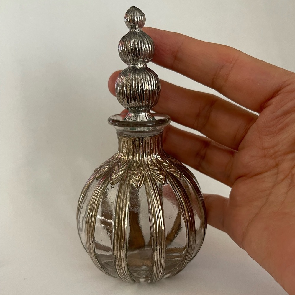 Silvestri silver plated blown glass ornament - Picture 7 of 7